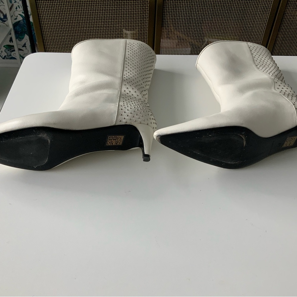 Anine Bing White Heeled Boots - Picture 9 of 9